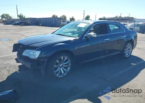 2017 Chrysler 300C из США, поврежденный, VIN 2C3CCAEG8HH632577